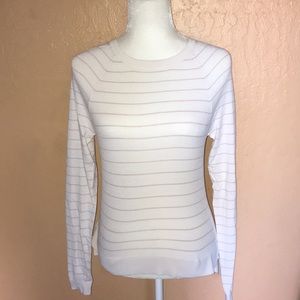 ⭐️✨3 for$20 ✨⭐️ Loft crew sweater size x small